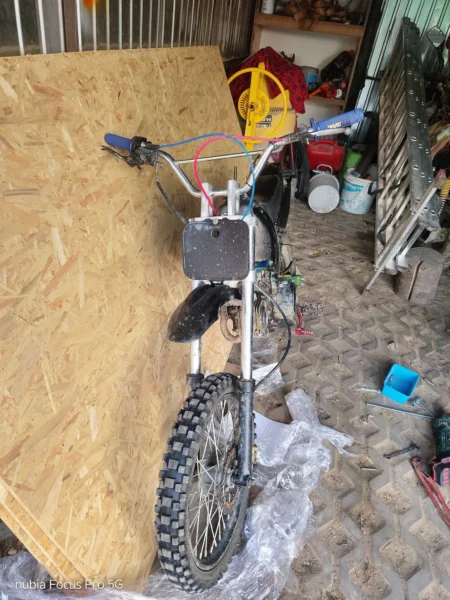 Cross loncin 125