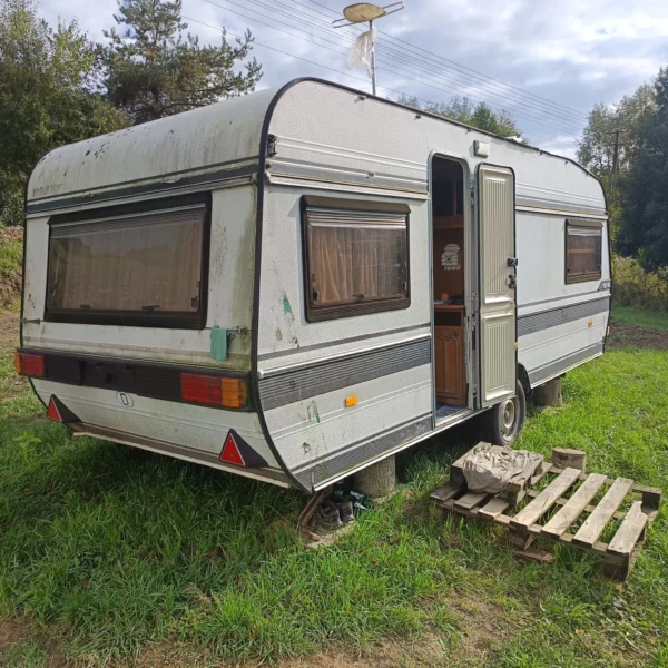 Przyczepa kempingowa hobby 545