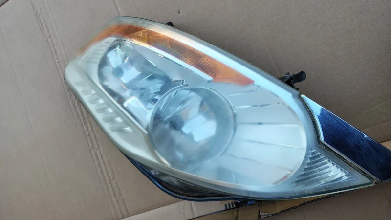 Lampy ford Kuga MK1 przód reflektory wersja europejska