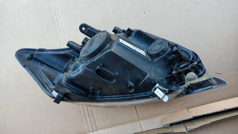 Lampy ford Kuga MK1 przód reflektory wersja europejska