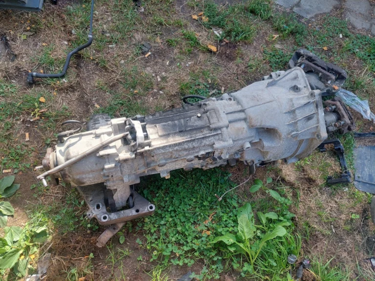 Cała BMW e61 na części xdrive, manual