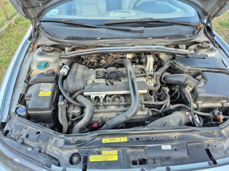 Volvo s60 2.5t awd lpg