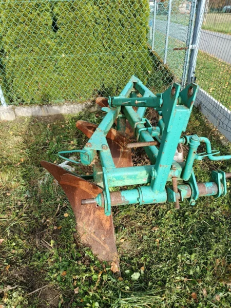 Pług 3 skibowy