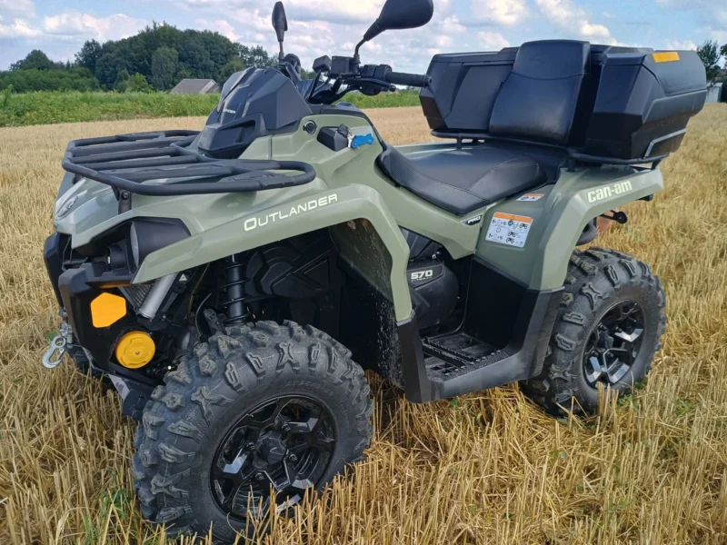 Quad Cam Am 570