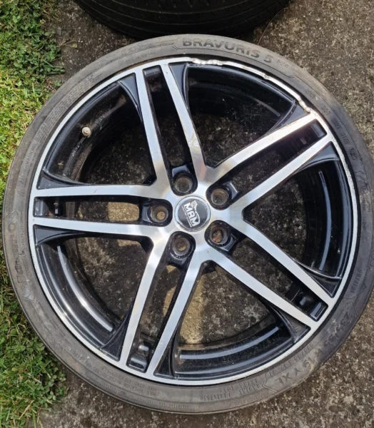 Felgi 19" 5x112 Et30 z oponami