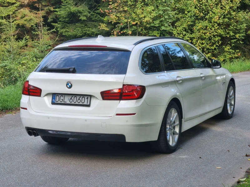 BMW F11
