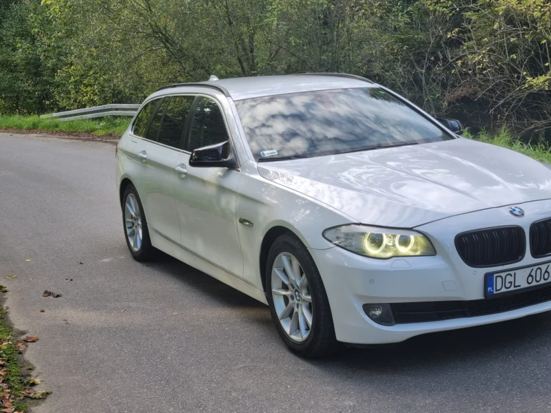 BMW F11