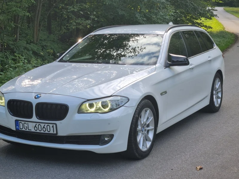 BMW F11