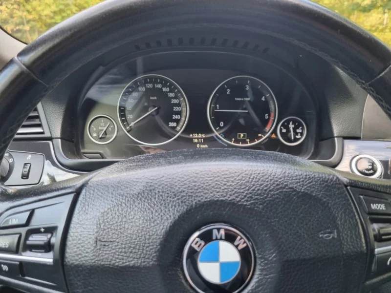 BMW F11