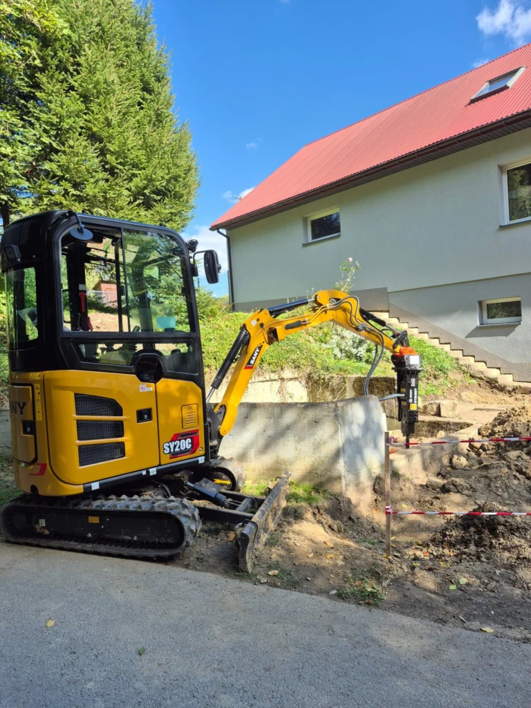 Usługi minikoparką 2t oraz młotem hydrauliczynym
