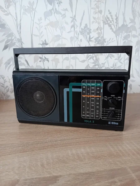 Radio Eltra Tola 2