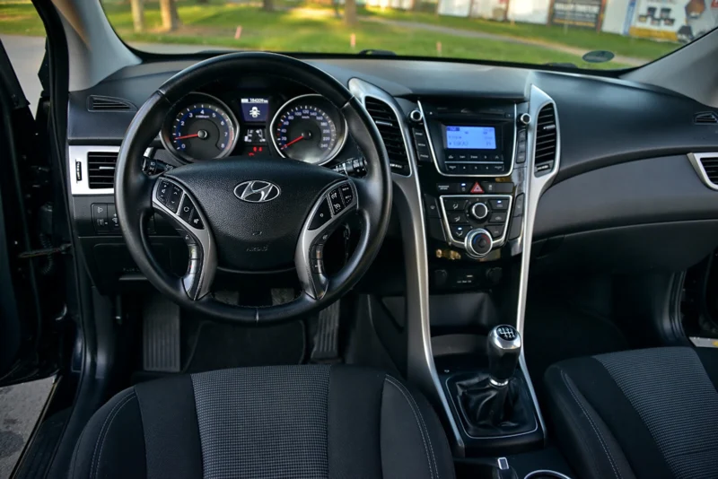 Hyundai i30 1.6 benzyna (135)