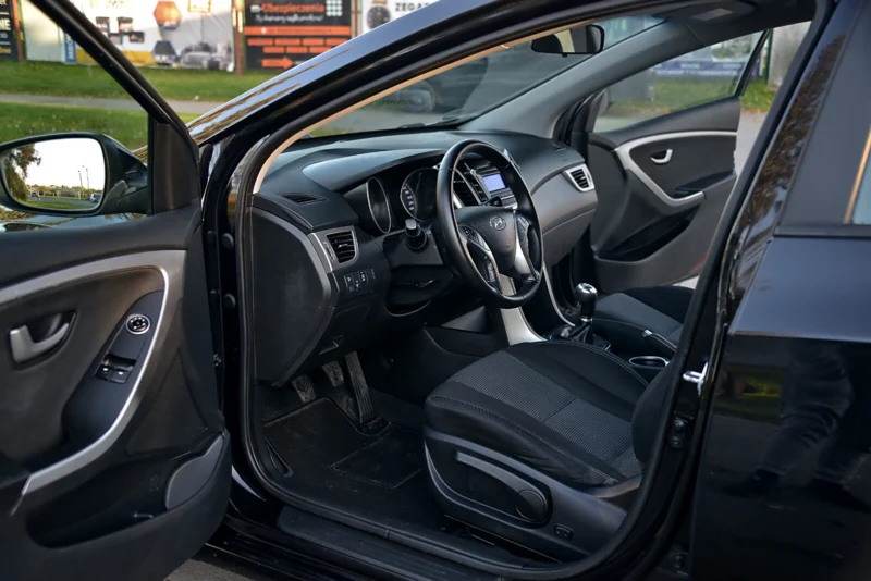 Hyundai i30 1.6 benzyna (135)