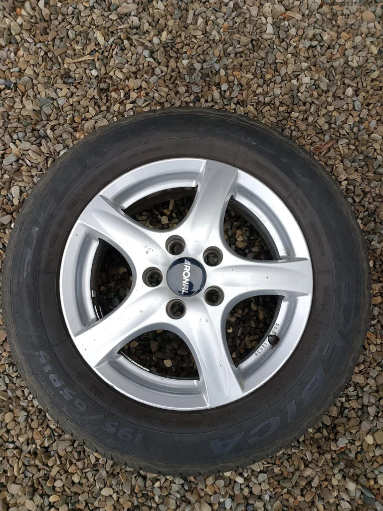 Felgi r15 5x108 Ford Focus MK2