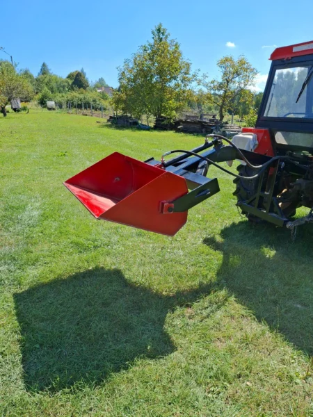 Sprzedam ładowacz hydrauliczny na tył ciągnika