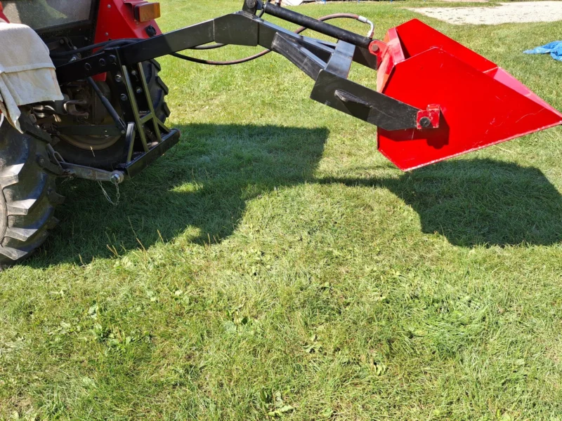 Sprzedam ładowacz hydrauliczny na tył ciągnika