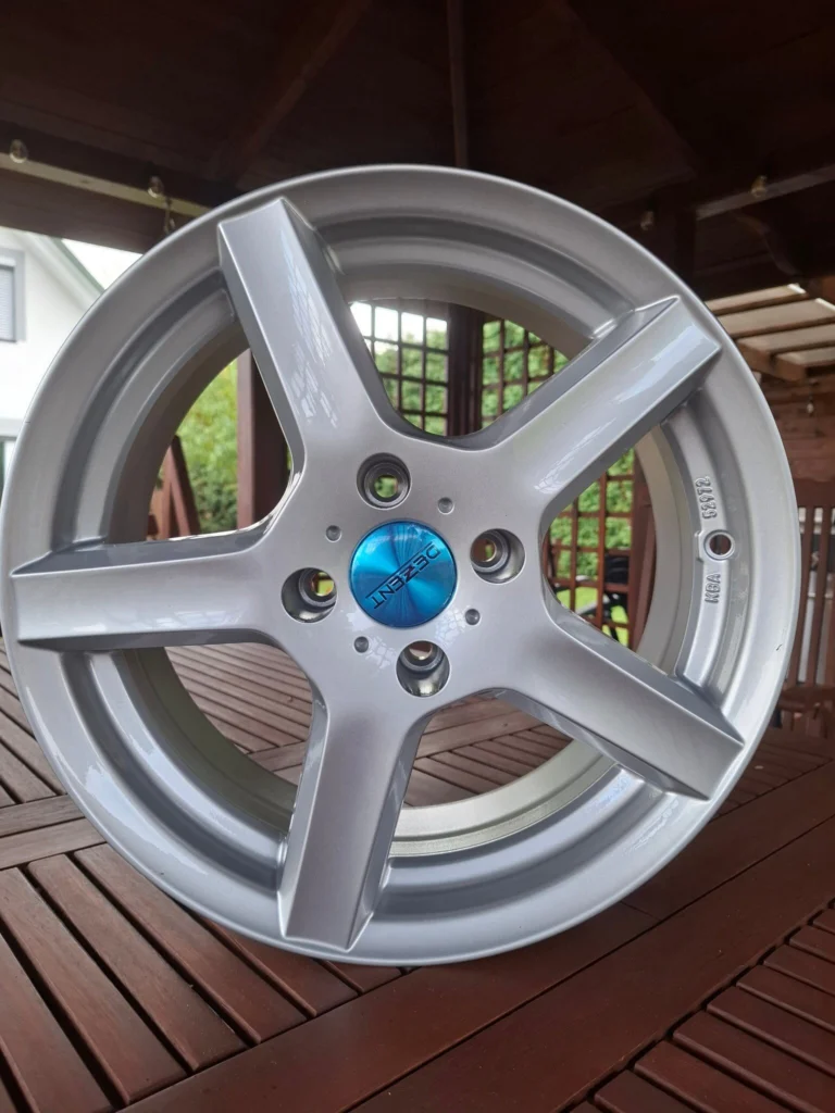 Felgi aluminiowe nowe 16" 4×108