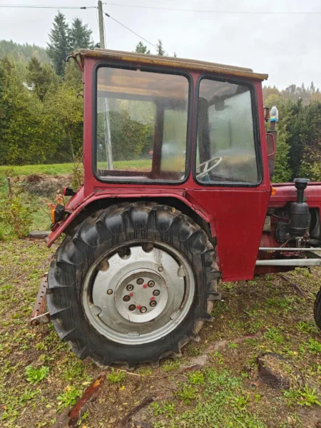 Ciągnik Ursus C-330