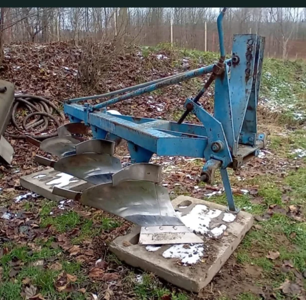 Pług LEMKEN 3 skibowy