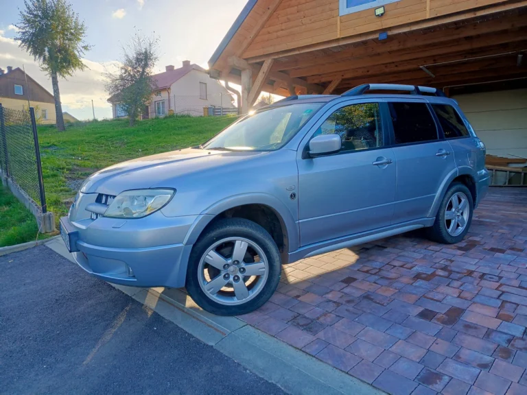 Mitsubishi Outlander Dakar 4x4