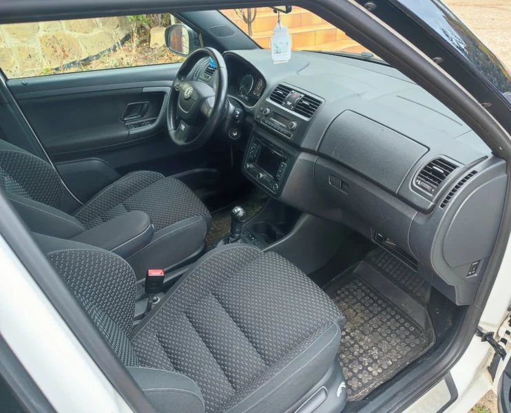 Skoda Fabia VRS 1,4 Turbo benzyna 180 km DSG 7 biegowa 2011 rok Polecam