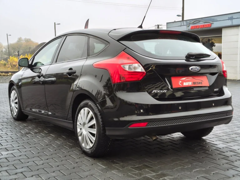 Ford Focus SERWISOWANY ! Niski przebieg ! Dwa klucze !