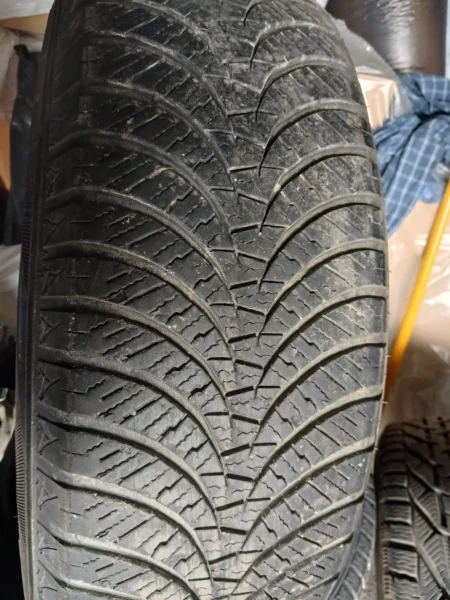 Falken opony 215 70 16 całoroczne
