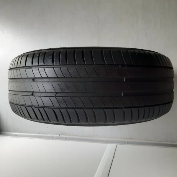 Opona Michelin 215/55/17