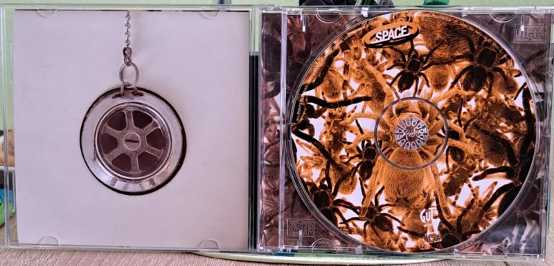 CD SPACE - Spiders. Electo-Techno-Punk 90s UK.