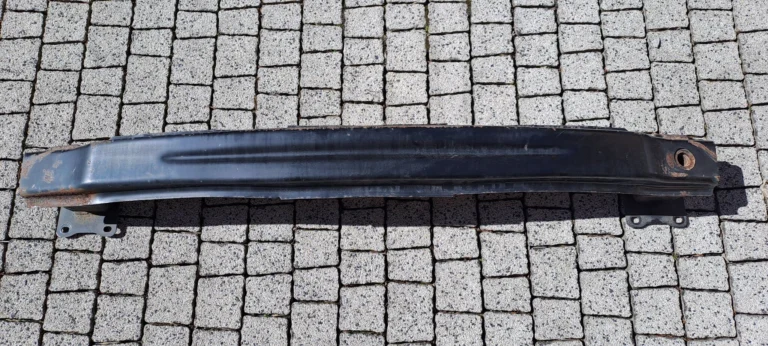 Belka zderzaka tył Seat Leon 3 ST kombi