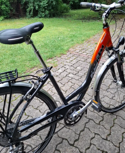 Rower Trekingowy KTM z Niemiec