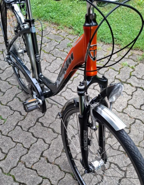 Rower Trekingowy KTM z Niemiec