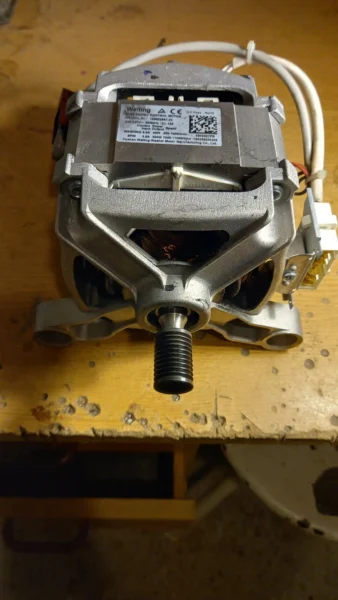 Silnik z pralki INDESIT