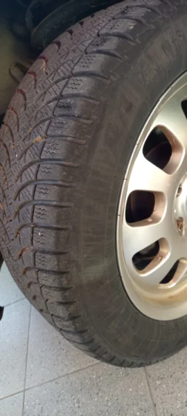 Alufelgi 16 5x120 BMW opony zimowe 205/55R16