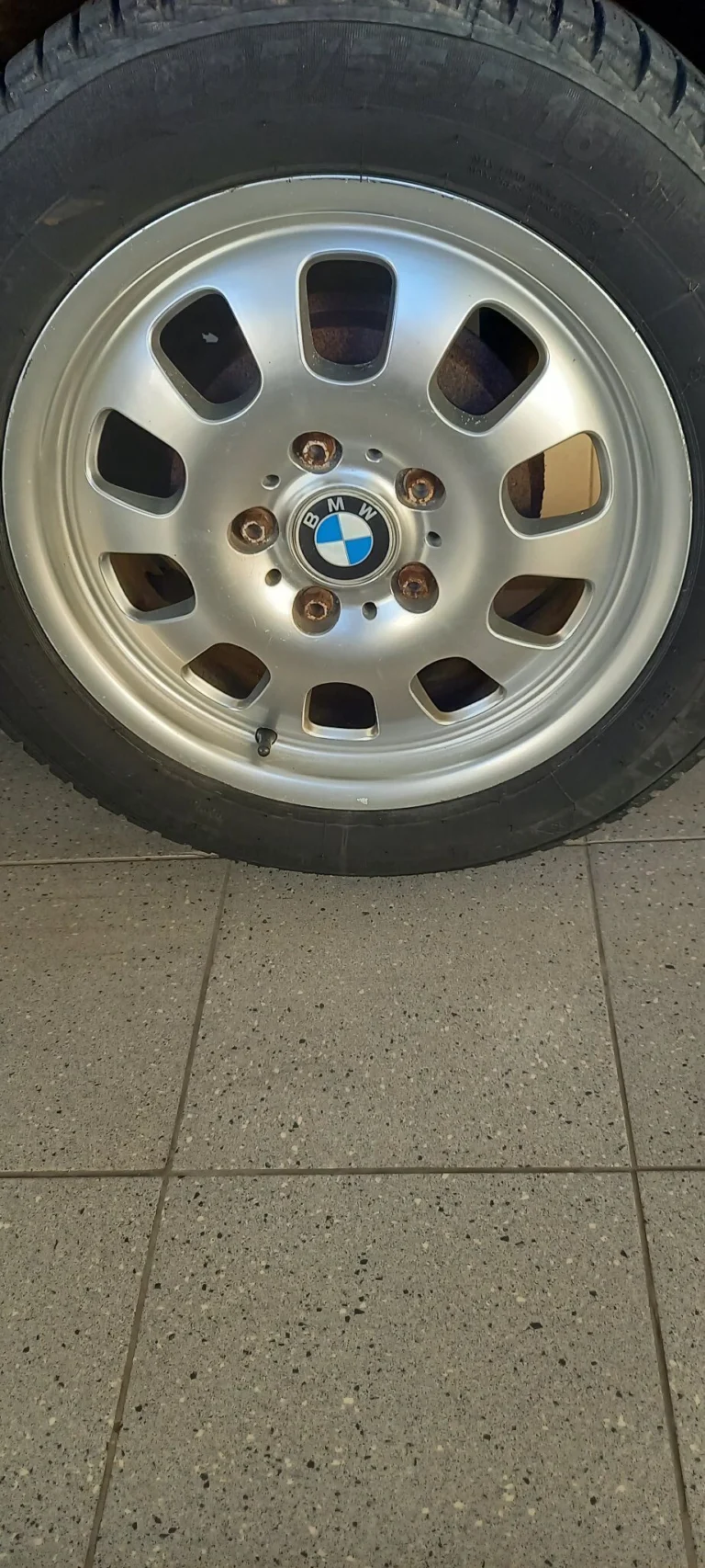 Alufelgi 16 5x120 BMW opony zimowe 205/55R16