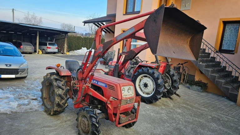 Shibaura SD2200D 0 z tur 1987r 4x4 ciągnik import niemcy sanok Shibaura SD2200D-0