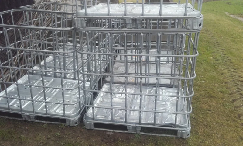 Kosze metalowe po mauzerach