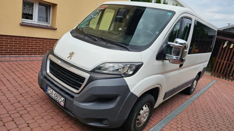 Wypożyczę Busa Wynajem Busów 9os osobowy Peugeot Boxer – Hak – Zarszyn pow Sanocki