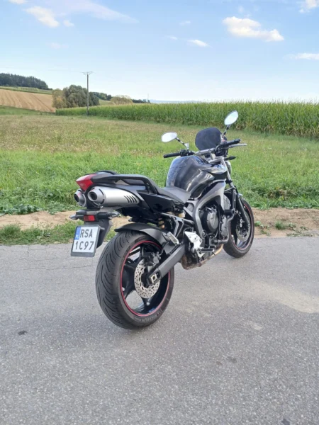 Yamaha FZ6 S2