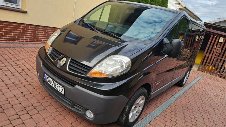 Wypożyczę Busa – Wynajem Busów Busa 9os osobowy Renault Trafic – Hak Zarszyn Sanok 250 zł