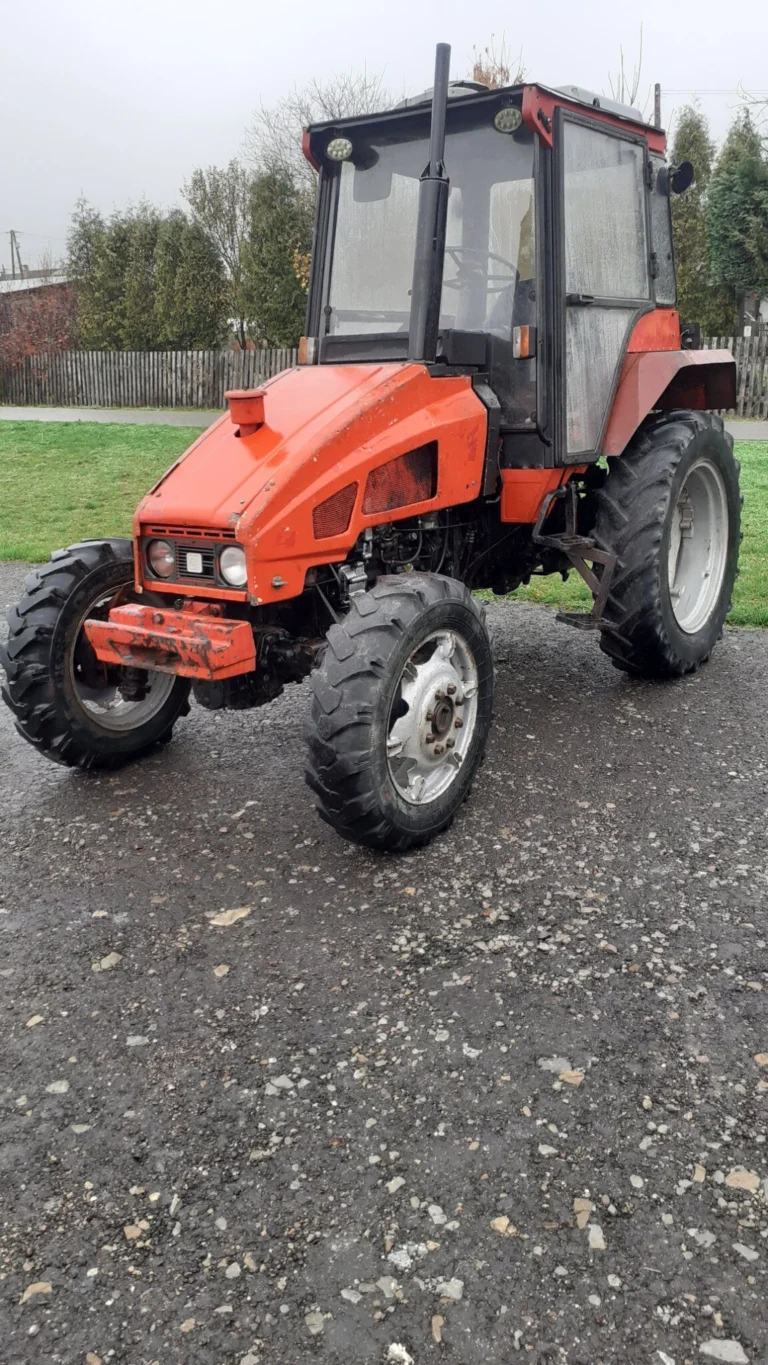 Ciągnik rolniczy Władimirec t30 vtz