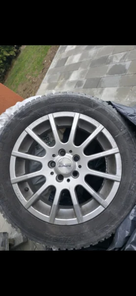 Opony Zimowe Michelin Skoda rozstaw 5x100 4szt 185/60/15