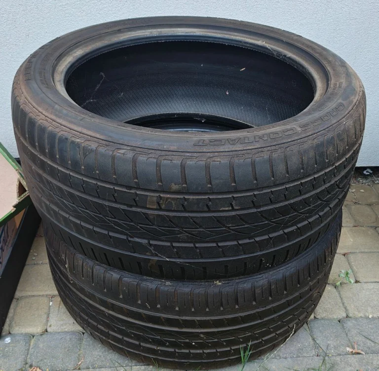 Opony letnie Continental CrossContact 295/40 R21 – 2 szt.