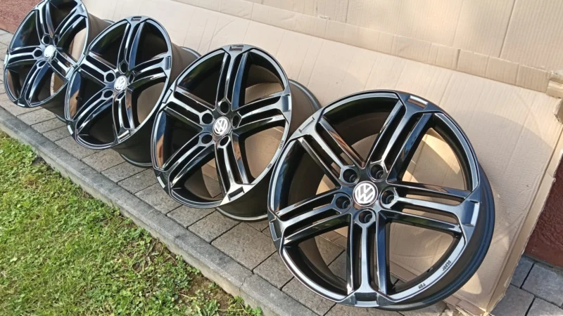 Alufelgi R-line Talladega R18 5x112 do VW