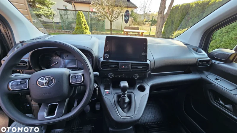 Toyota Proace City Long