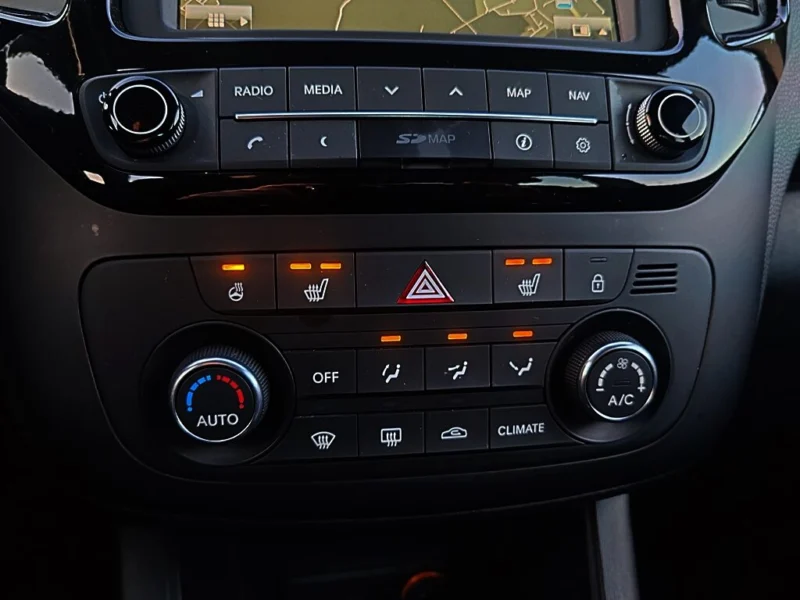 KIA VENGA LIFT 1.4 CVVT 90KM EDITION ROK 2015 SERWIS Z NIEMIEC