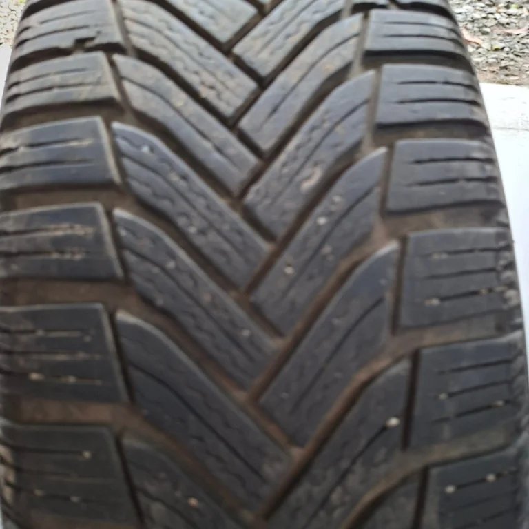 Opony Michelin Continental 205 55 16