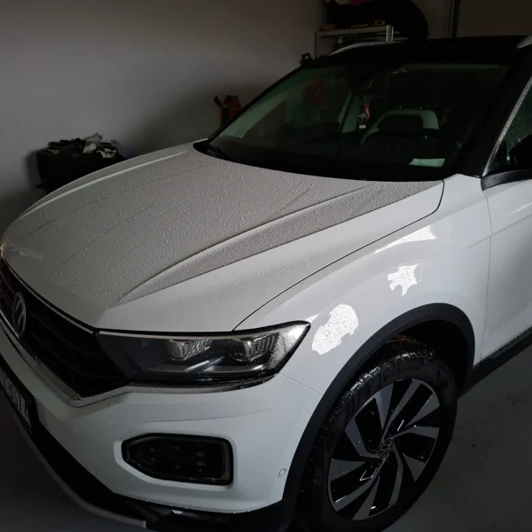 VOLKSWAGEN T ROC