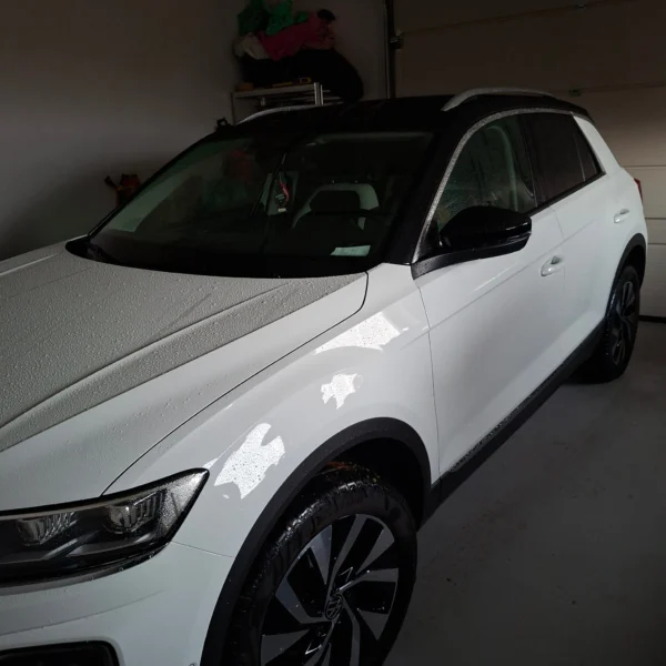 VOLKSWAGEN T ROC