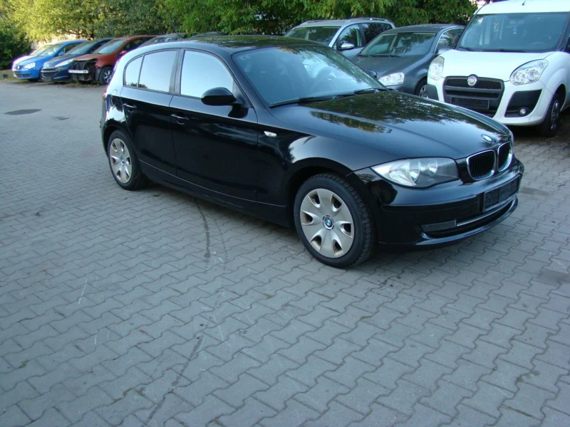 BMW 116i E87 122 KM (benzyna, klimatyzacja aut. ) - 2009 r.